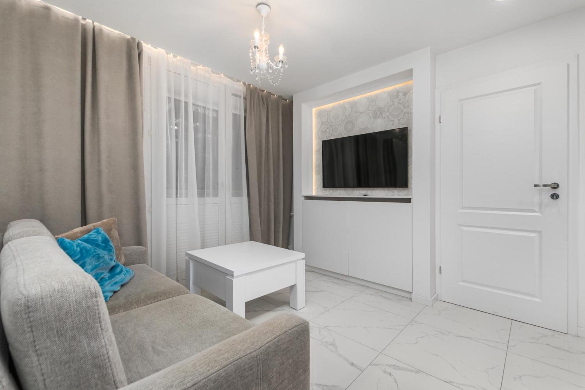 Jana Pawla II 20 A By Homeprime Варшава Экстерьер фото